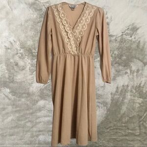 Vintage Blair Long Sleeve Crossover Wrap Dress Scallop Lace Elastic Waist 8